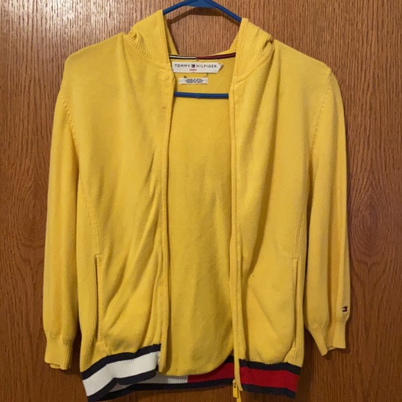 Tommy Hilfiger sweater - Picture 2 of 3